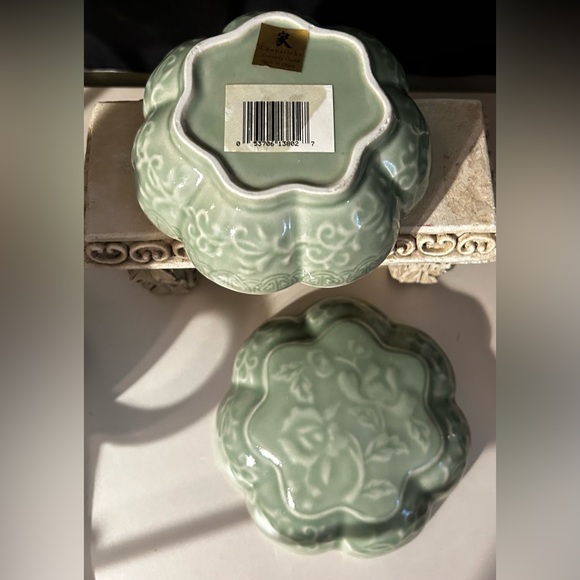 Chopsticks Andrea by Sadek Hand Carved Celadon Longquan w/Flowers & Ruyi Design. - Picture 10 of 15